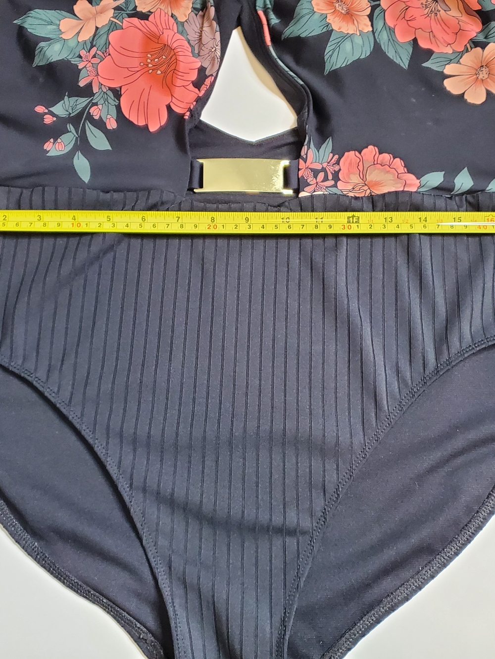 Time and Tru Women's Swimsuit, Floral (Size XL) - Picture 6 of 7